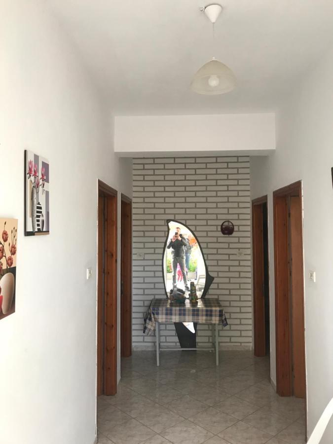 Apartament Roisin Sarandë Exterior foto